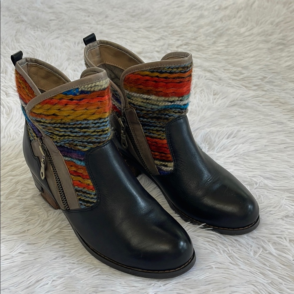 Colorful Knit Accent Ankle Boots